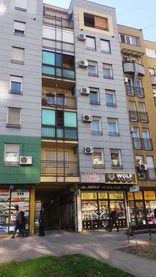 Marina Jacuzzi Apartment Free Parking ノヴィ・サド エクステリア 写真